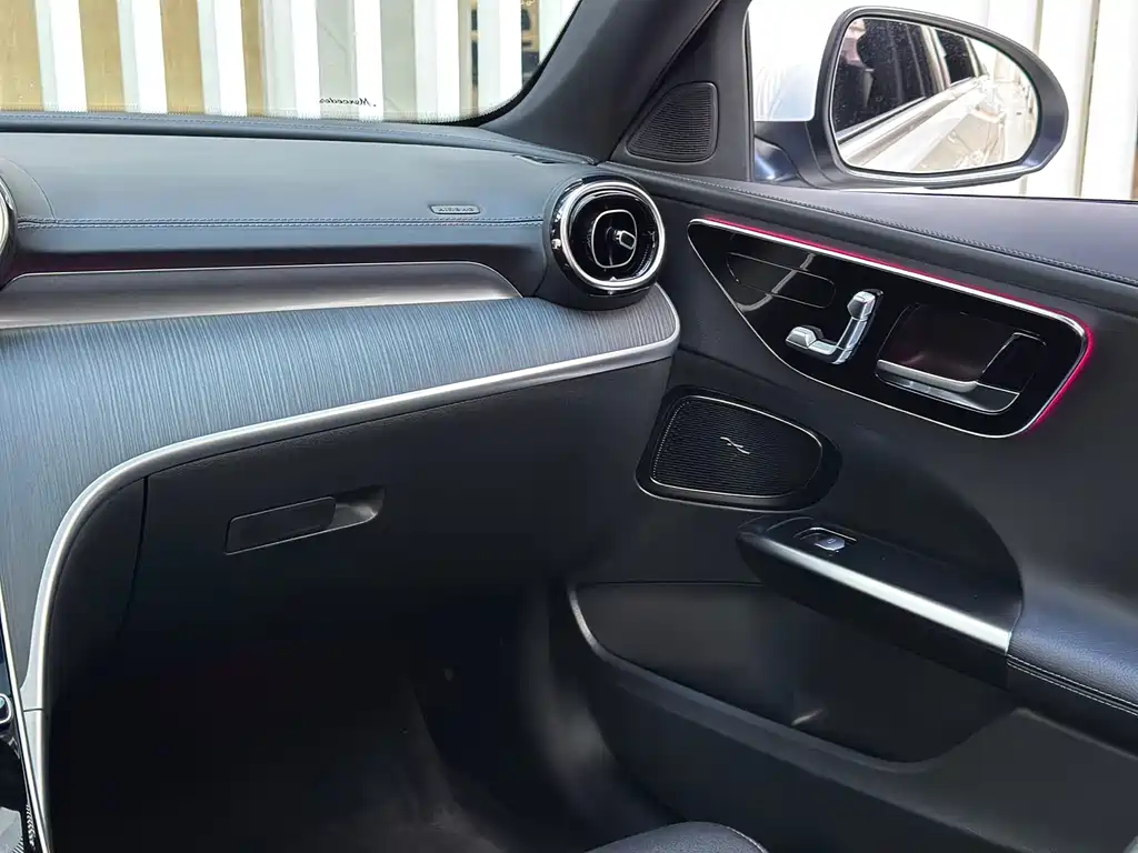 Mercedes-Benz C-Class 2021 — фото 14