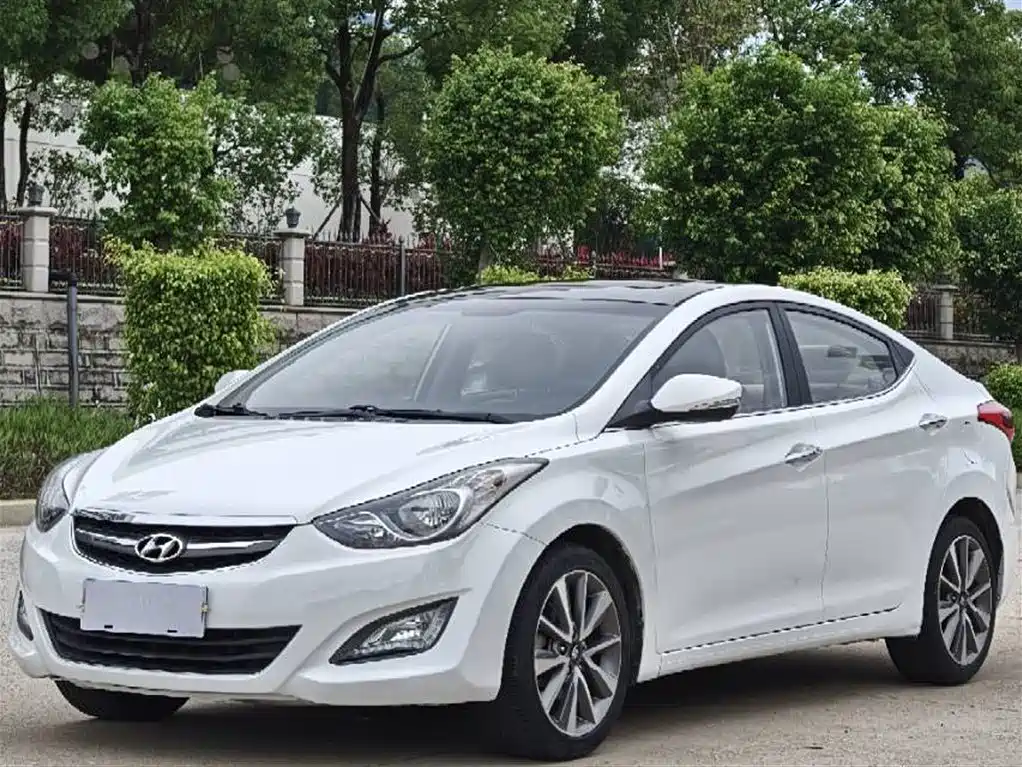 Hyundai Elantra Langdong 2015 — фото 1
