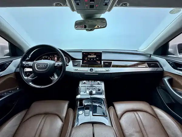 Audi A8 2014