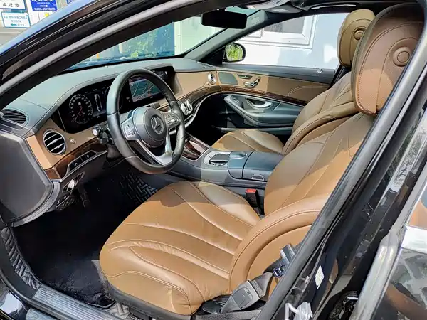 Mercedes-Benz S-Class 2020