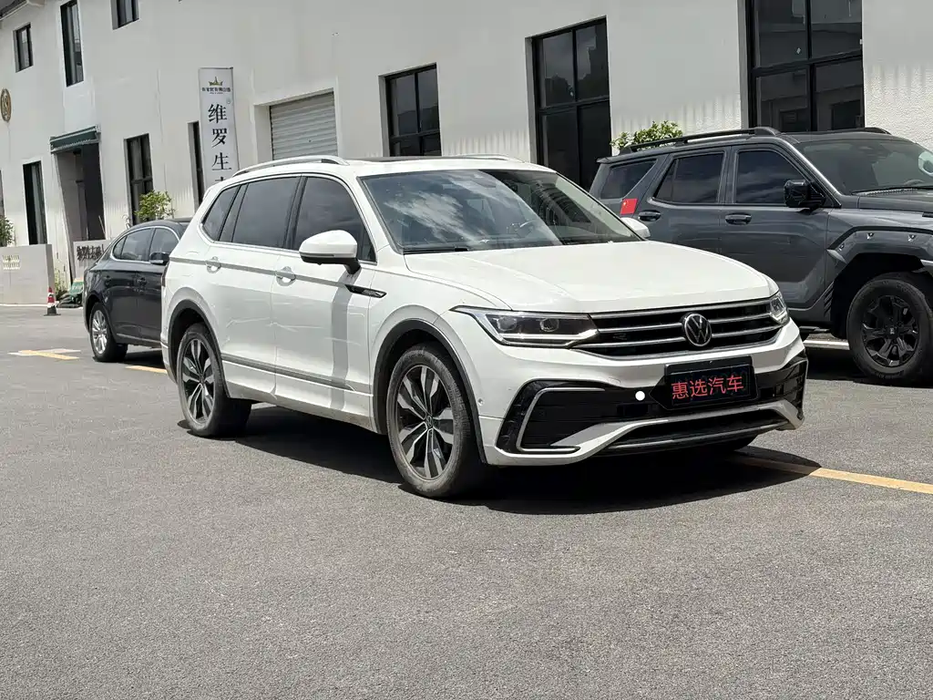 Volkswagen Tiguan L 2022