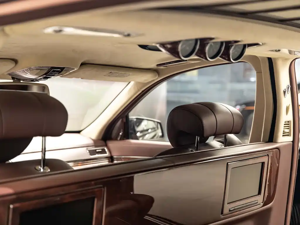 Maybach Maybach 2011 — фото 9