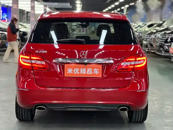 Mercedes-Benz B-Class 2012