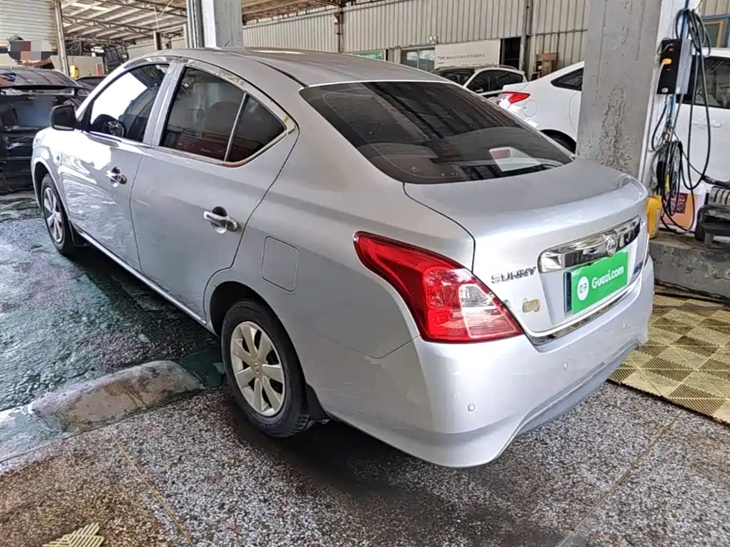 Nissan Sunny 2016 — фото 5