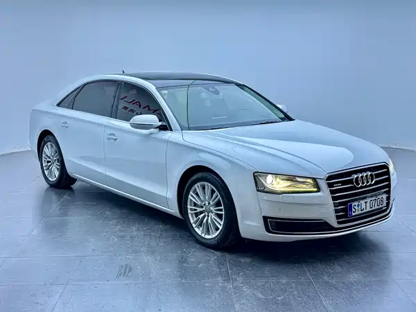Audi A8 2014