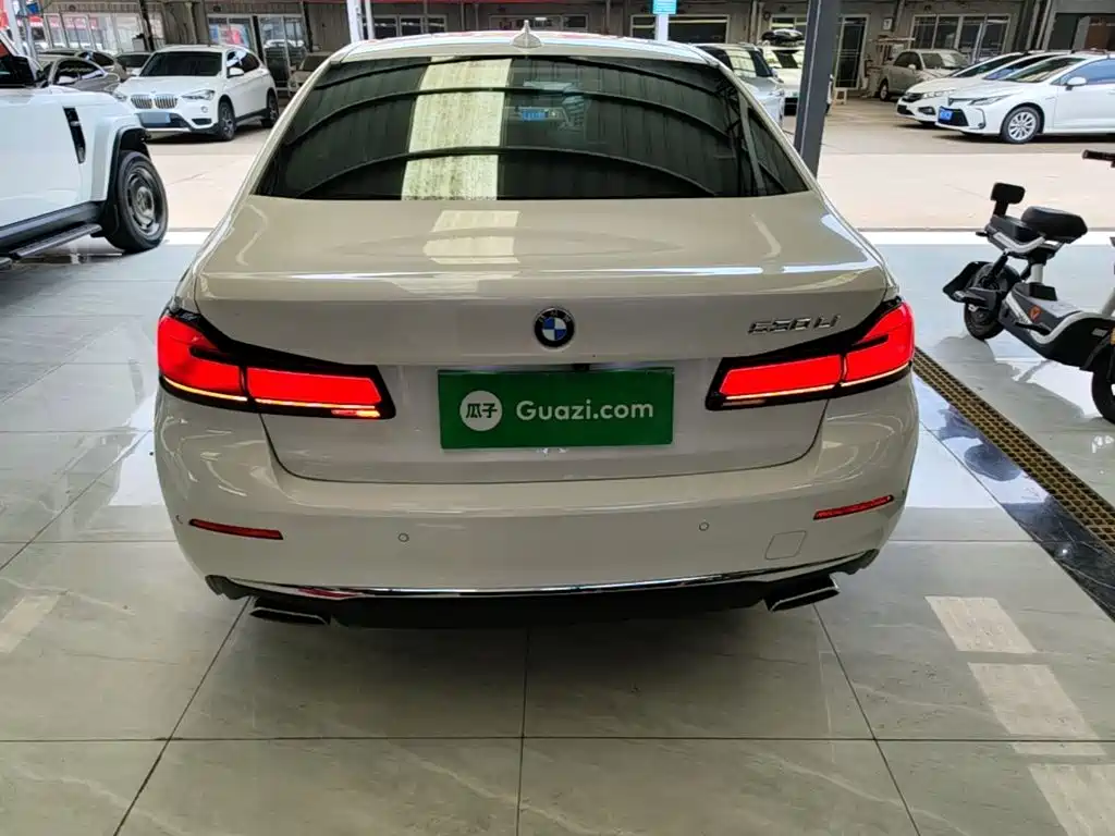 BMW 5 Series 2022