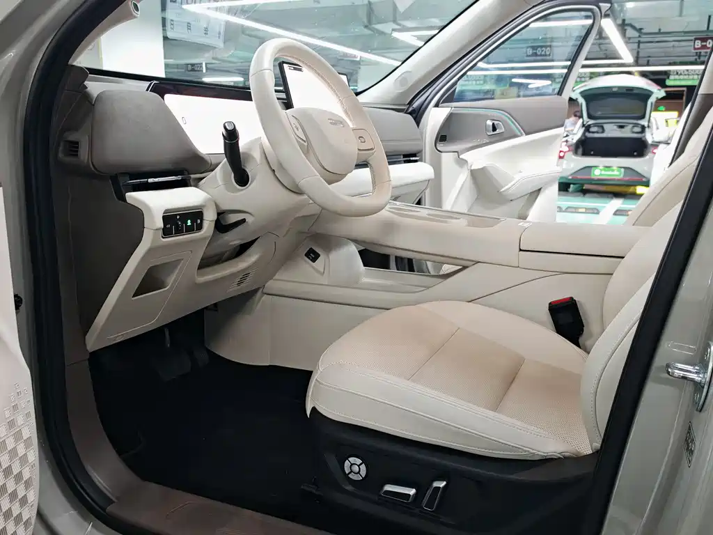 Haval Xiaolong MAX 2025 — фото 13