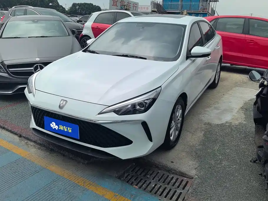 Roewe i5 2025