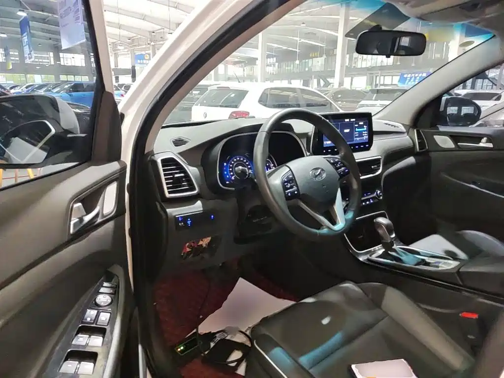Hyundai Tucson 2020 — фото 16