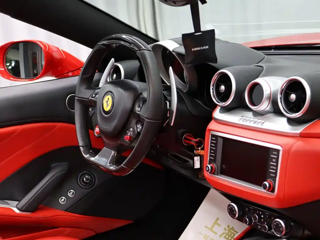 Ferrari California T 2015 — фото 16