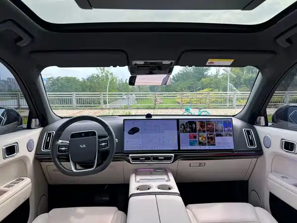Li Auto L7 2025