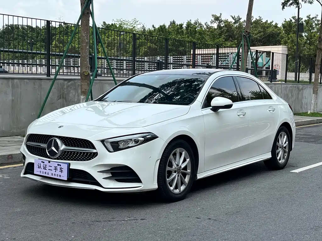 Mercedes-Benz A-Class 2022 — фото 1