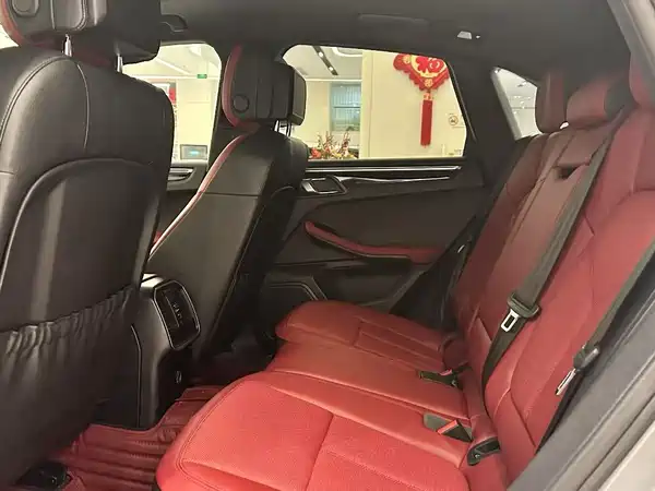 Porsche Macan 2020