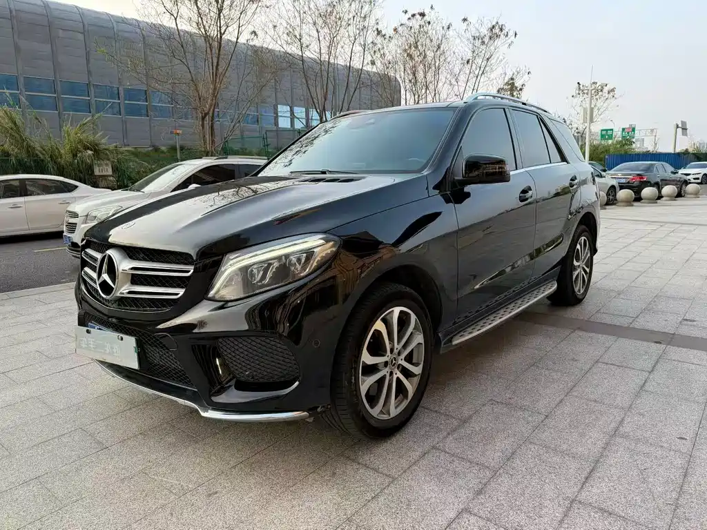 Mercedes-Benz GLE 2017