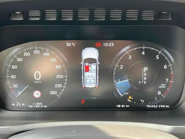 Volvo XC90 2015