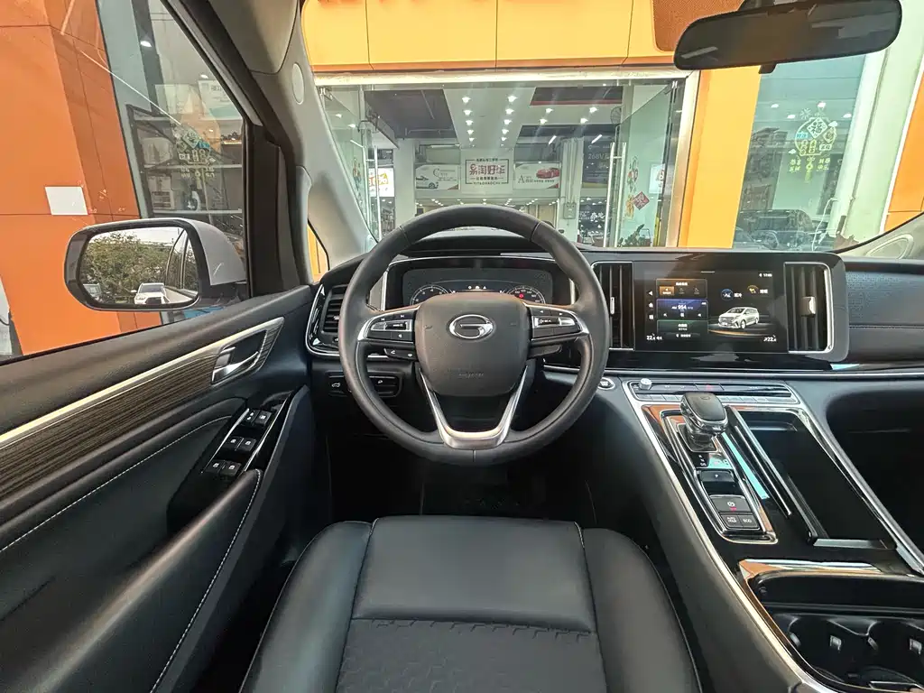 GAC Motor Trumpchi M8 2023 — фото 19