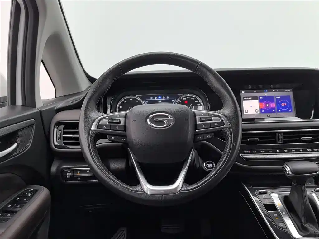 GAC Motor Trumpchi M6 2020 — фото 11