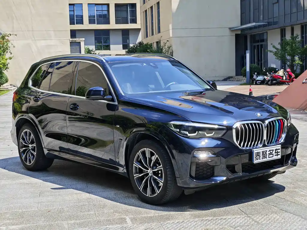 BMW X5 2021 — фото 2