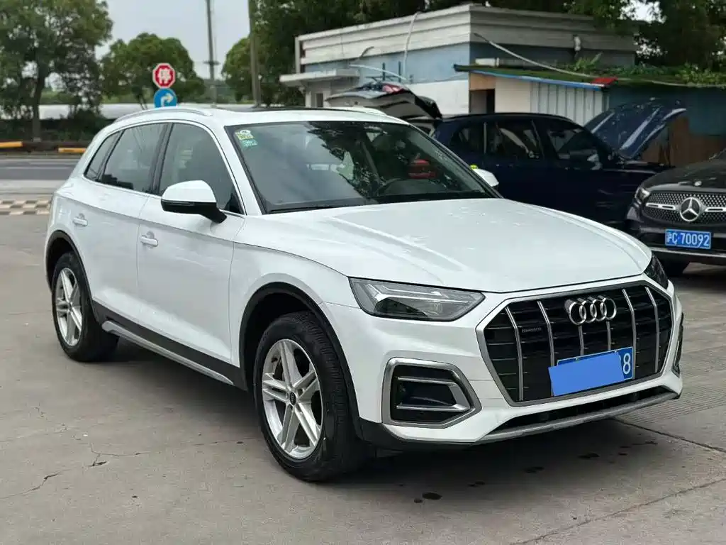 Audi Q5L 2022 — фото 3