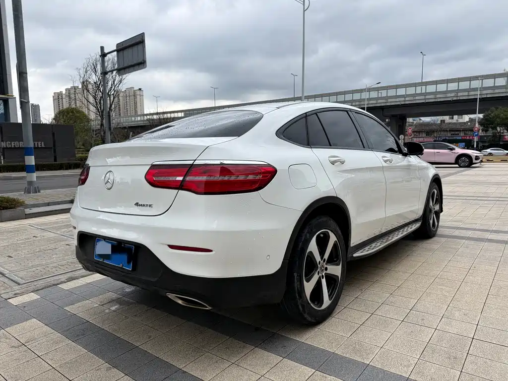 Mercedes-Benz GLC Coupe 2018 — фото 14