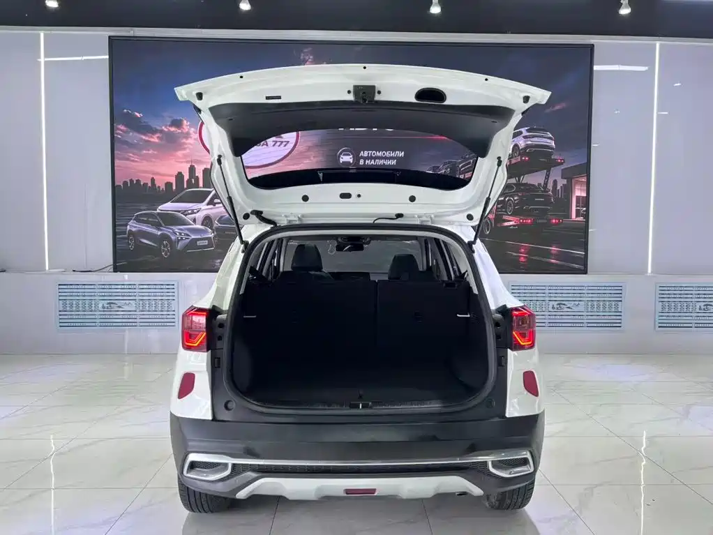 Kia KX3 Proud Running 2023 — фото 10