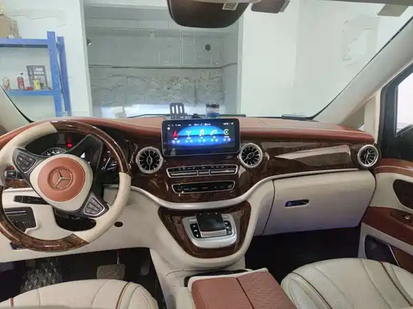 Mercedes-Benz Vito 2021
