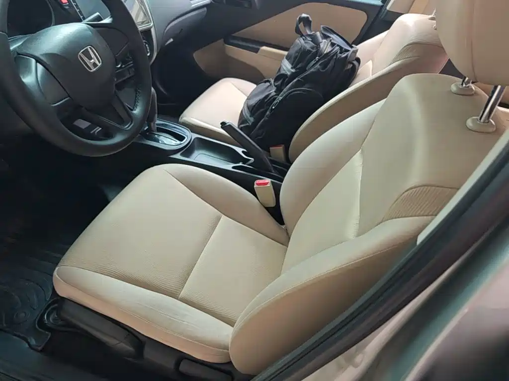 Honda City 2016 — фото 15