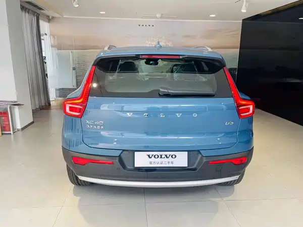 Volvo XC40 2023