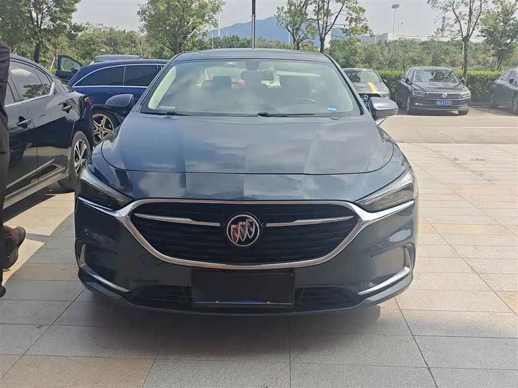 Buick LaCrosse 2020 — фото 2