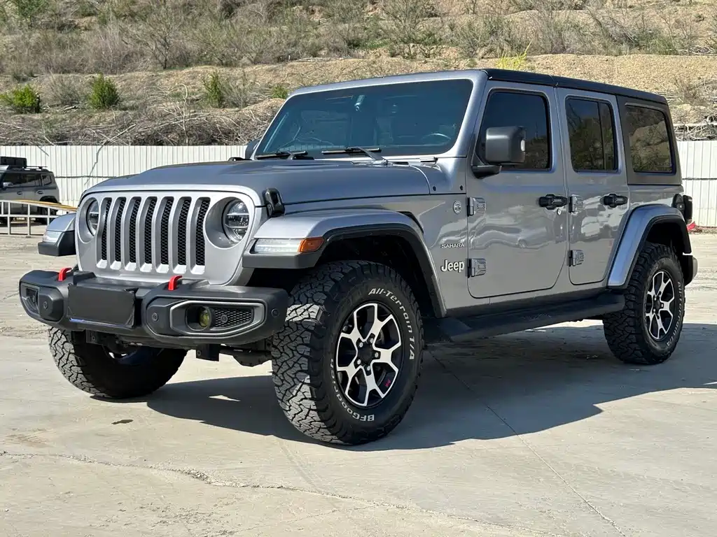 Jeep Wrangler 2020 — фото 1