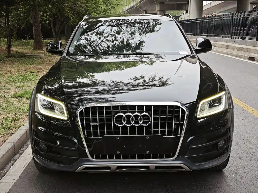 Audi Q5 2018 — фото 2