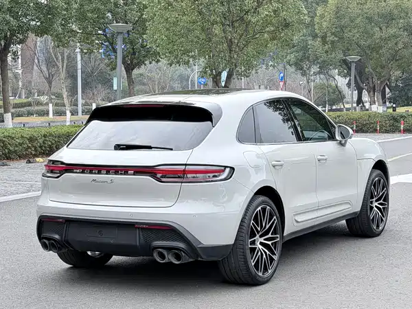 Porsche Macan 2022