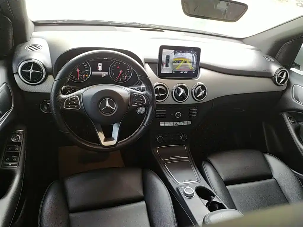 Mercedes-Benz B-Class 2019 — фото 10