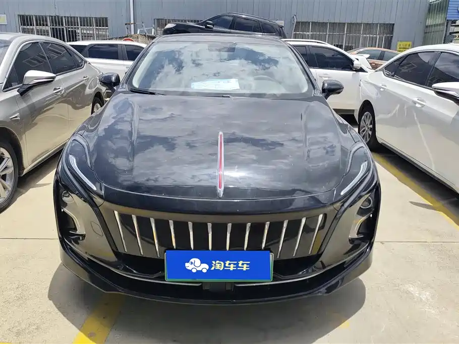 Hongqi E-QM5 2023 — фото 2