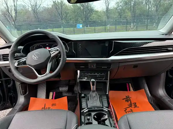 Volkswagen Passat 2024