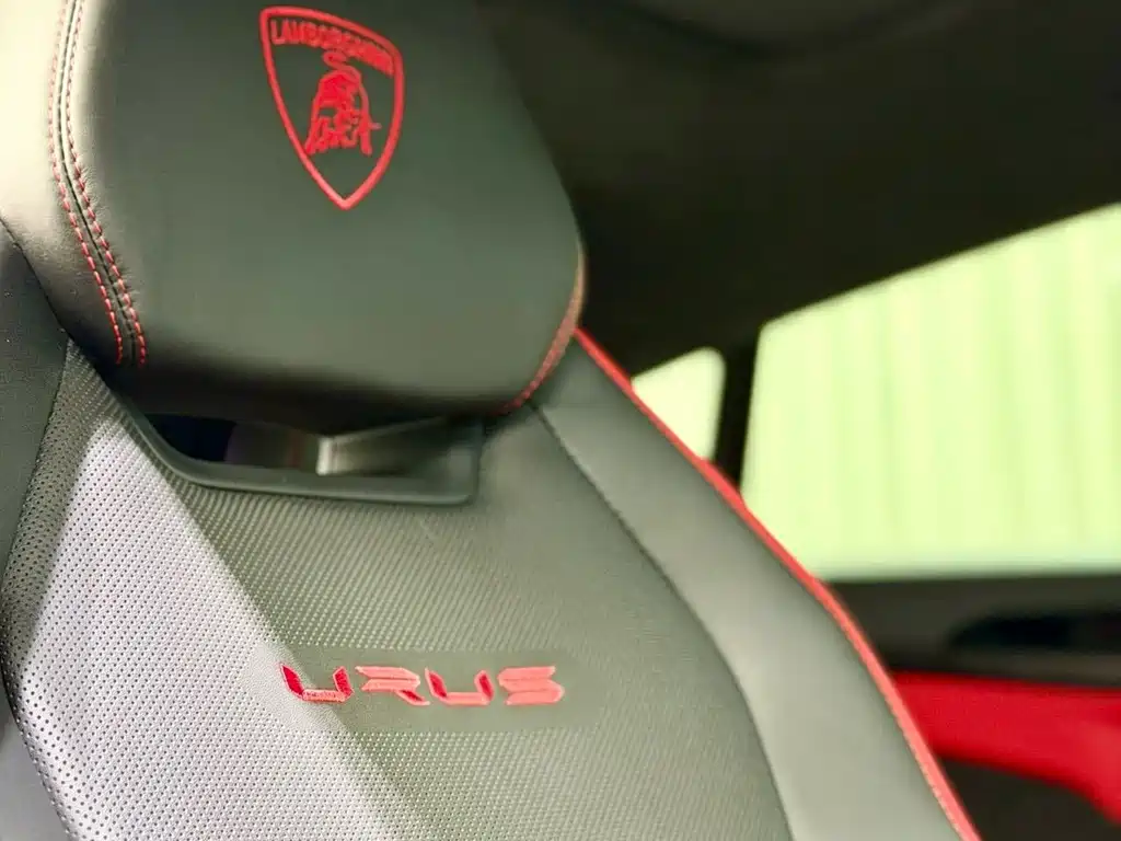 Lamborghini Urus 2024 — фото 11