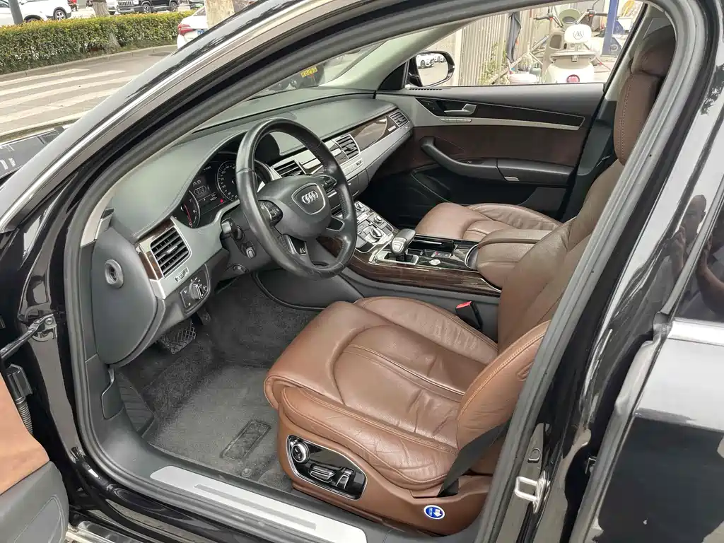 Audi A8 2015