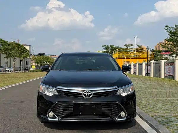 Toyota Camry 2016