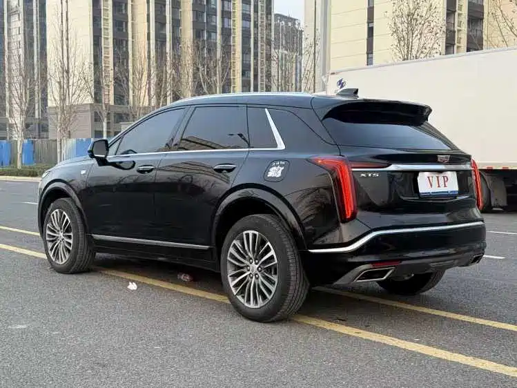 Cadillac XT5 2025 — фото 7