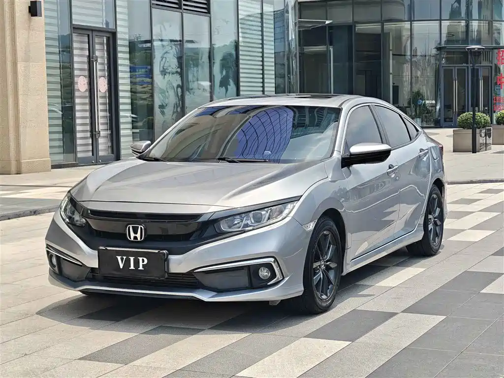 Honda Civic 2019 — фото 1
