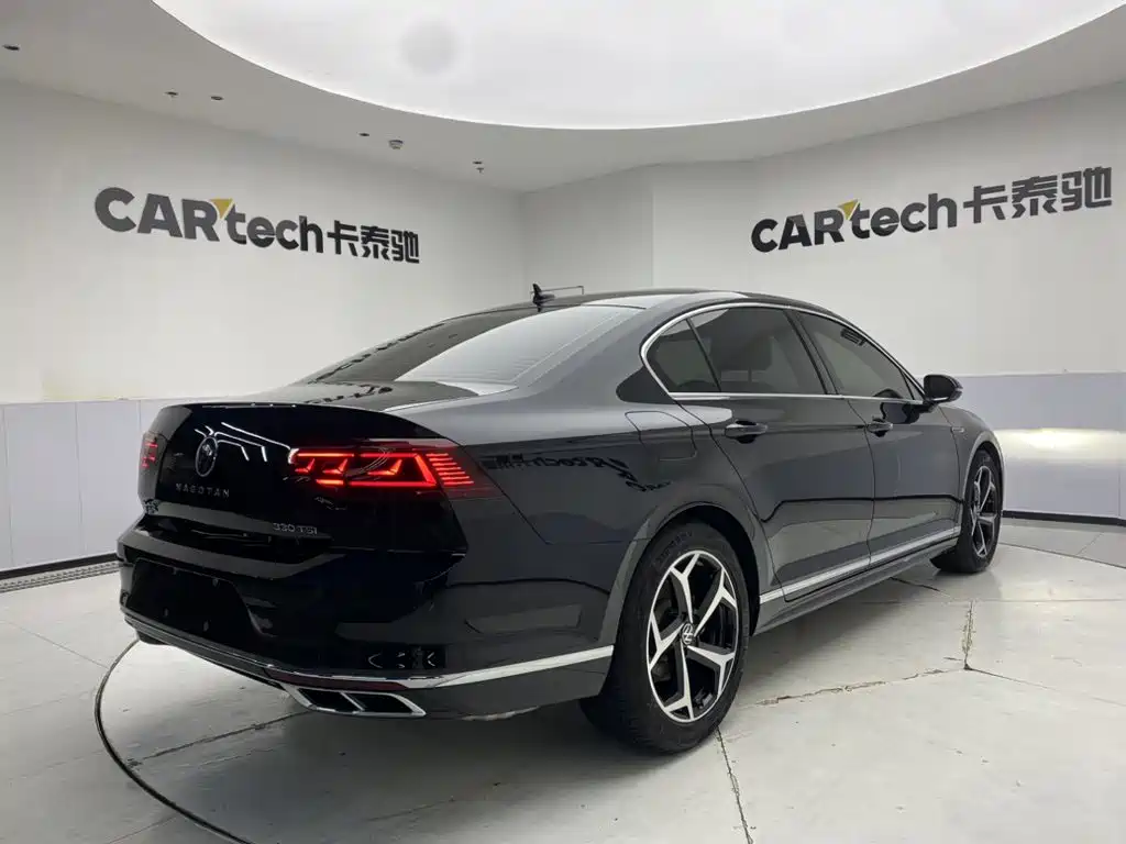 Volkswagen Magotan 2024