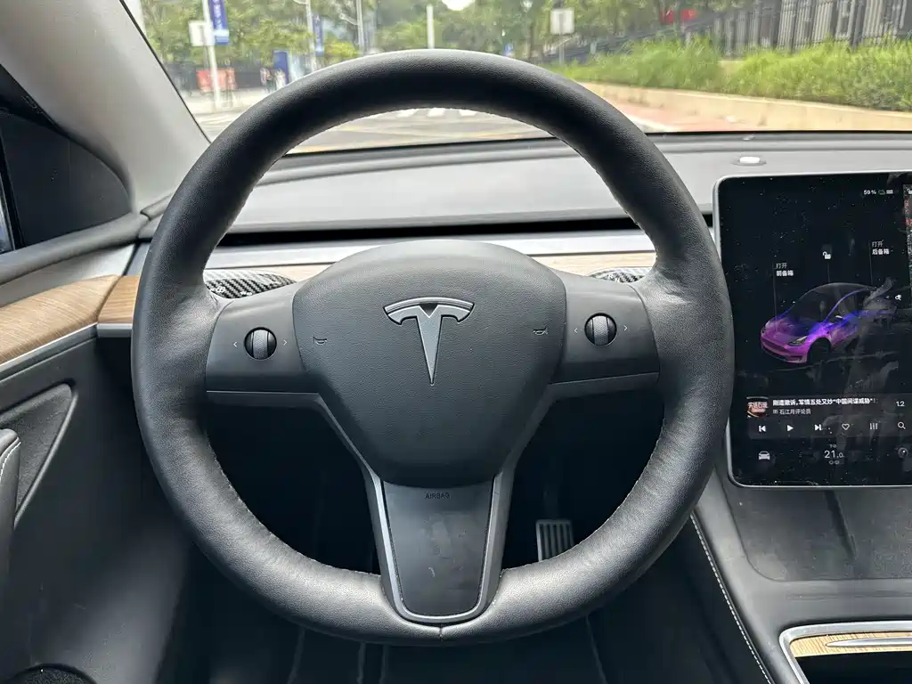 Tesla Model Y 2021 — фото 12