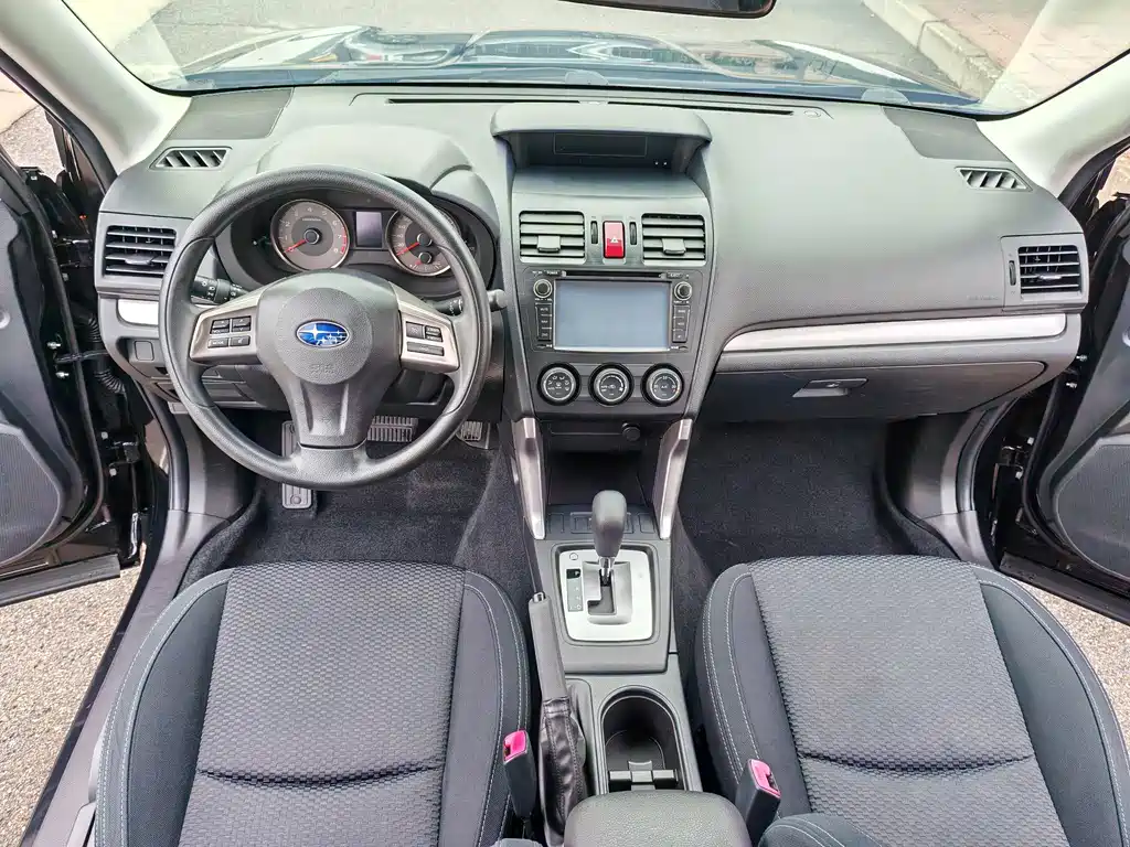 Subaru Forester 2014 — фото 14