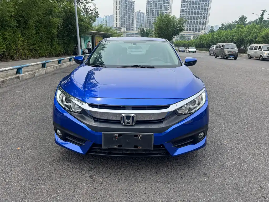 Honda Civic 2019 — фото 2