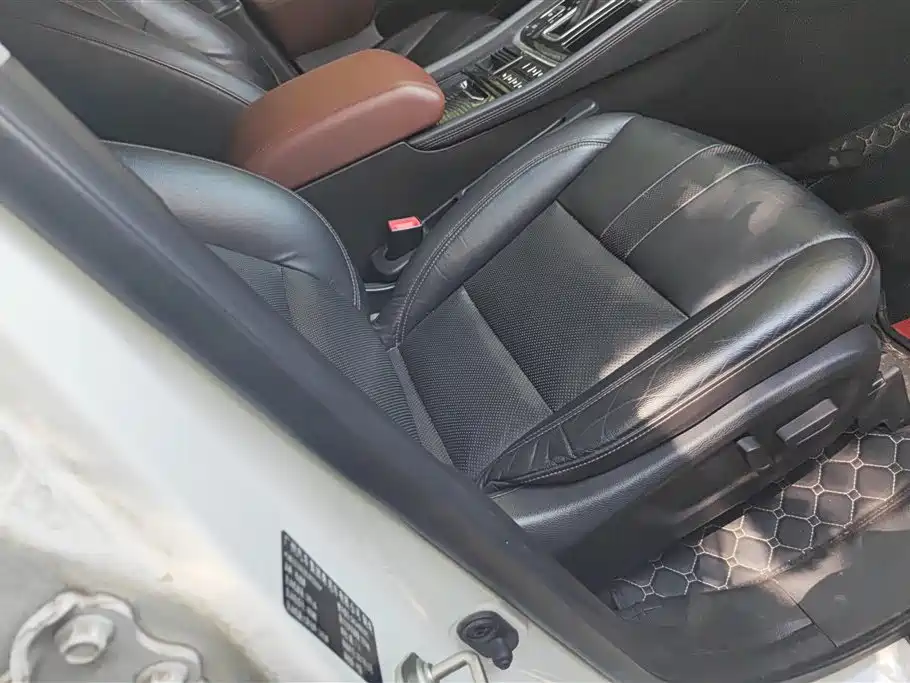 GAC Motor Trumpchi GS8 2018