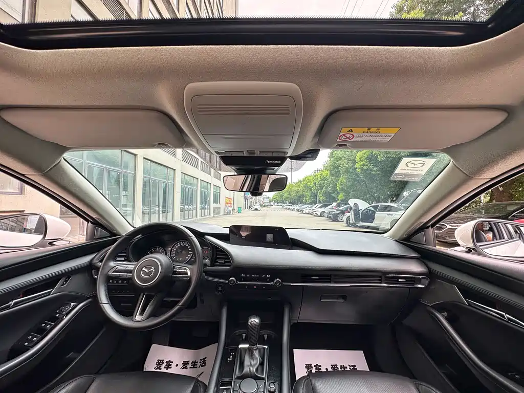 Mazda 3 Angkesela 2022