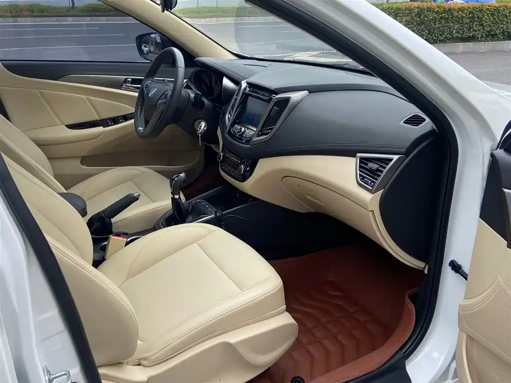 Changan Eado 2016