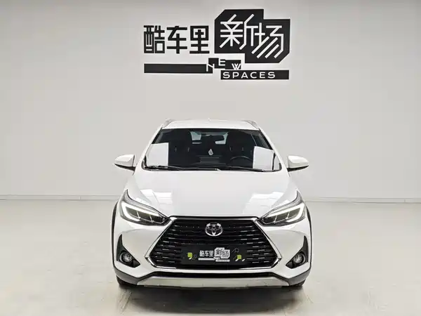 Toyota Yaris L 2023