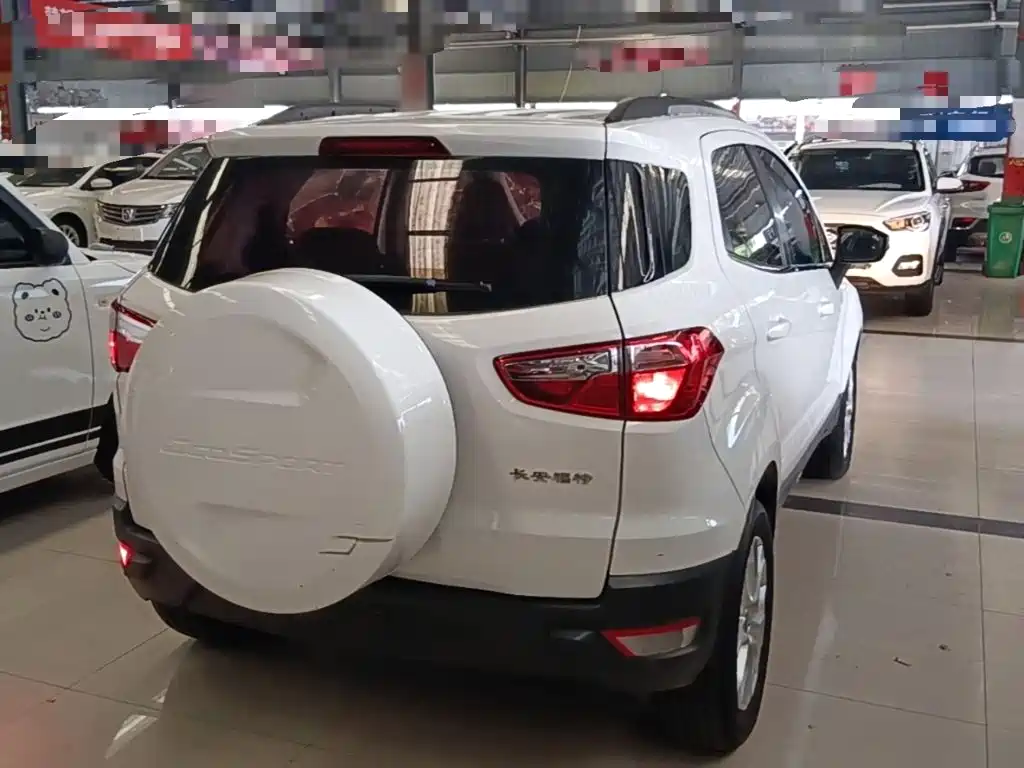 Ford EcoSport 2015 — фото 7