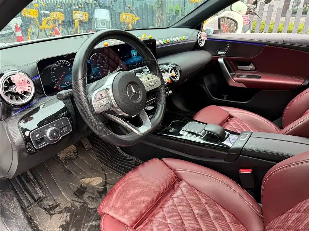 Mercedes-Benz A-Class 2020 — фото 7